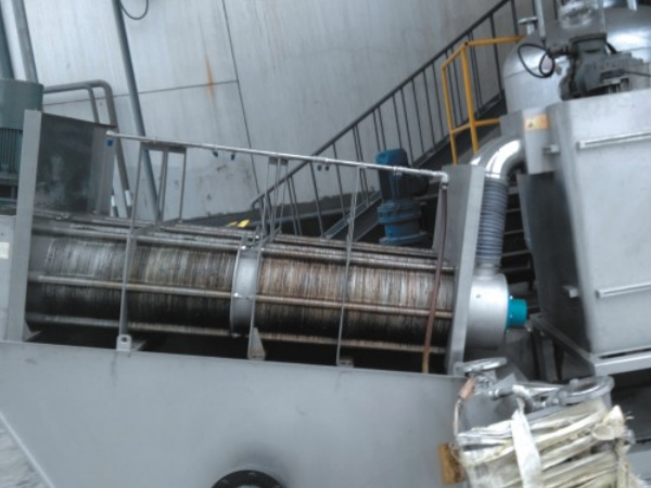 MW-DR overlapping screw sludge dewatering machine
